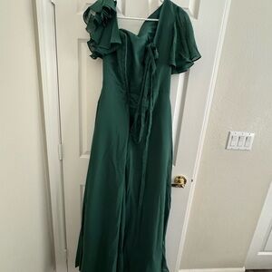 Elegant Emerald Green Ruffle Sleeve Dress